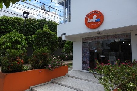 Librería y Material Didáctico El Monachito.jpg